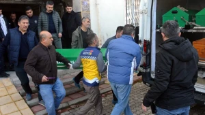 Oğul atasının boğazını kəsərək öldürdü&nbsp;