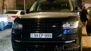 Restorandan içkili çıxdı, \"Range Rover\"i \"parkovşik\"ə verdi - Qəza törətdi