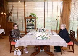 Tbilisidə Mehriban Əliyevanın şərəfinə lanç verildi - FOTOLAR