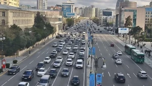 Paytaxtın bu küçələrində sıxlıq var