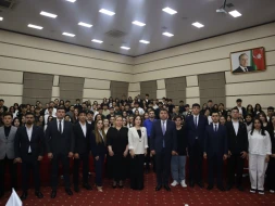 YAP Yasamal rayon təşkilatında gənclərlə görüş keçirildi - FOTOLAR