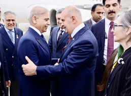 Şahbaz Şəriflə İshaq Dar Türkiyədədirlər