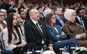 Prezident ailəsi ilə Antalyada tədbirdə - FOTOLAR - YENİLƏNİB