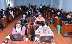 Direktorluğa namizədlər bu tarixdə ixtisasdan imtahan verəcək