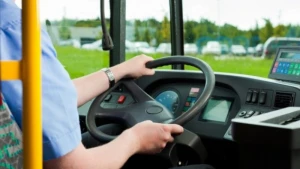 Avtobus sürücüsü sükan arxasında öldü&nbsp;