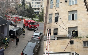 Bakıda məşhur şadlıq evində yanğın - FOTOLAR