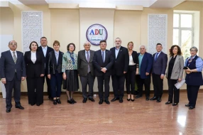 Petre Andrei Universitetinin nümayəndə heyəti ADU-nun qonağı oldu - FOTOLAR