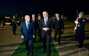 Latviya Prezidenti Azərbaycana səfərə gəldi - FOTOLAR