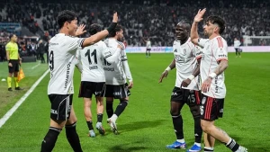 “Trabzonspor” və “Beşiktaş” Türkiyə kubokunun yarımfinalına çıxdı