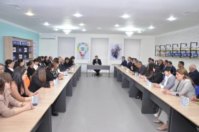 Nazir müavini Şamaxıda müəllim və valideynlərlə görüşdü - FOTOLAR