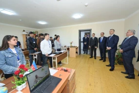 Aparat rəhbəri Tərtərdə təhsil müəssisələrinin fəaliyyəti ilə tanış oldu - FOTO