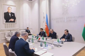 Kamran Əliyev İran səfirini qəbul etdi - FOTOLAR