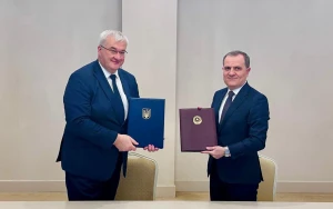 Azərbaycan və Ukrayna saziş imzaladı