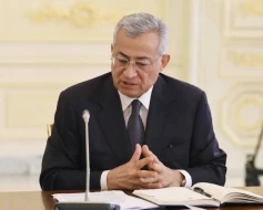 Vaqif Axundova AĞIR İTKİ