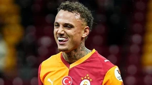 Bu futbol ulduzu \"Qalatasaray\"dan ayrılır?