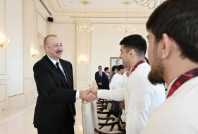 \"Qalib dövlətin və xalqın gücü: idmanda yeni zirvələr\" - Vüqar Rəhimzadə