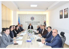 1 vəkilə töhmət verildi - Digərinə xəbərdarlıq edildi