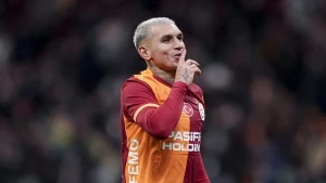 Məşhur ulduz \"Qalatasaray\"dan ayrılır