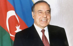 &nbsp;Heydər Əliyevin anadan olmasının 103-cü ildönümüdür