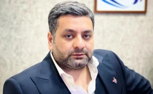 Elcanın səhhətində problem yarandı - FOTO