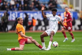 “Qalatasaray” mövsümü məğlubiyyətlə başa vurdu