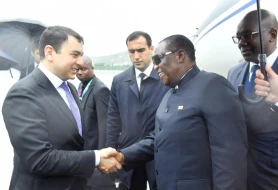Zimbabvenin Vitse-prezidenti Azərbaycana gəldi
