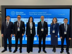 Emin Əmrullayev Dünya Təhsil Forumunda iştirak edir