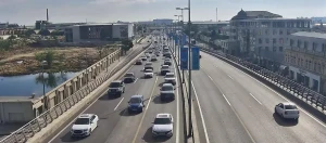 Bakının bir sıra yollarında TIXAC var