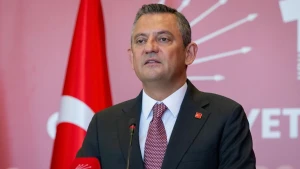 Özgür Özel CHP Qrup sədri seçildi
