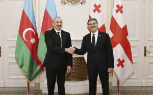 İlham Əliyev Kavelaşvilini təbrik etdi