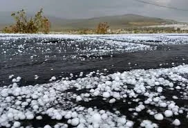 Rayonlara dolu düşüb, intensiv yağış yağır - FAKTİKİ HAVA