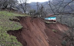 Bu rayonda torpaq sürüşməsi oldu&nbsp;