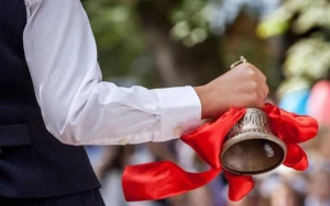Bu gün “Son zəng” çalınır