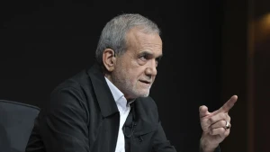 \"Hərbi komandanlıq ABŞ ilə danışıqların lehinədir\" - Pezeşkian