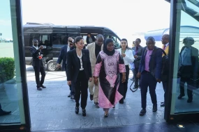 Mozambikin spikeri Azərbaycana gəldi