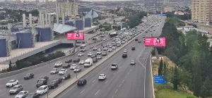 Paytaxtın bu küçələrində TIXAC var