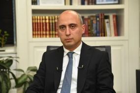 Nazir bu fikirlərinə aydınlıq gətirdi