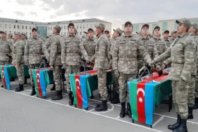 Hərbi xidmət müddəti azaldılacaq? - Rəsmi açıqlama