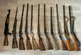 Qanunsuz saxlanılan 9 tüfəng, 2 avtomat aşkarlandı
