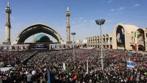 Tehran küçələrində Xamenei ilə vida mərasimi keçirilir