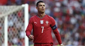 Ronaldo sərt tənqid olundu - Futboldan çəkilməsini tələb etdilər&nbsp;