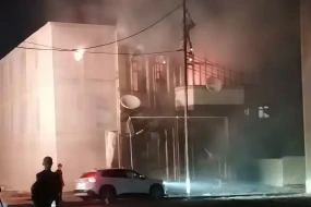 \"Sovetski\"də yaşayış evi yanır - VİDEO