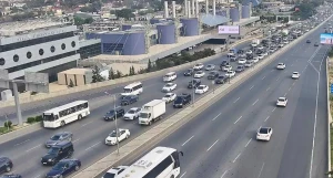 Paytaxtın bəzi küçələrində sıxlıq var