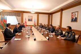 Zakir Həsənov Bayraktarı qəbul etdi - FOTO