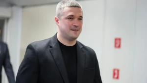 Ukraynada Zelenskinin qərarına etirazlar başladı - FOTOLAR