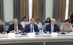 \"Mediada Azərbaycan dili\" mövzusunda keçirilən təlim proqramı uğurla yekunlaşdı - FOTOLAR