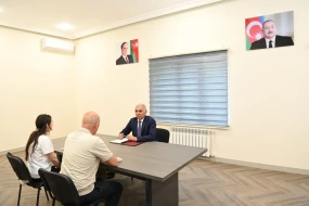 Vüqar Əhmədov Xankəndidə vətəndaşları qəbul etdi - FOTO