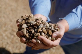 Tramp Çin minerallarına yenidən yaşıl işıq yandıra bilər