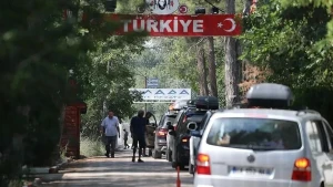 Yunanıstandakı tətil səbəbindən sərhəd keçidləri bağlandı
