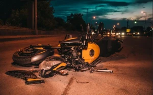 Gəncədə baba və nəvəsini moped vurdu